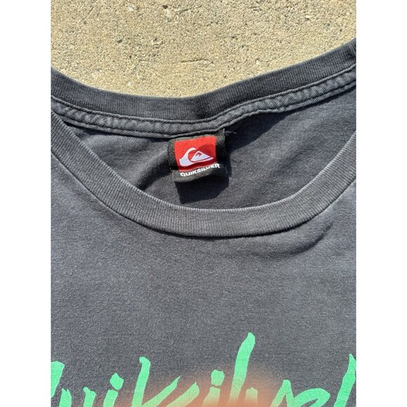 Vintage Quicksilver Surfer / Skater graphic T Shirt Sunfaded - Picture 6 of 6